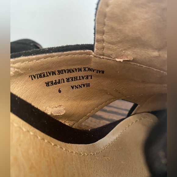 Women’s Dollhouse Size 9 shoes - Picture 9 of 16